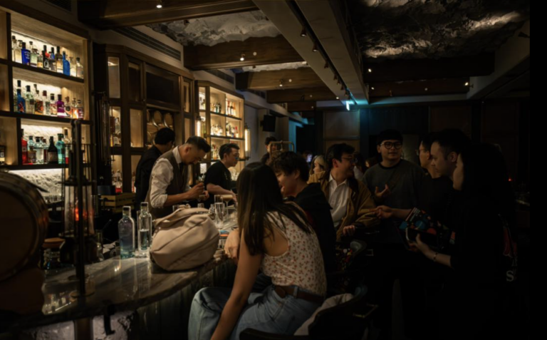 Image of girls at Pony and Plume in Macao