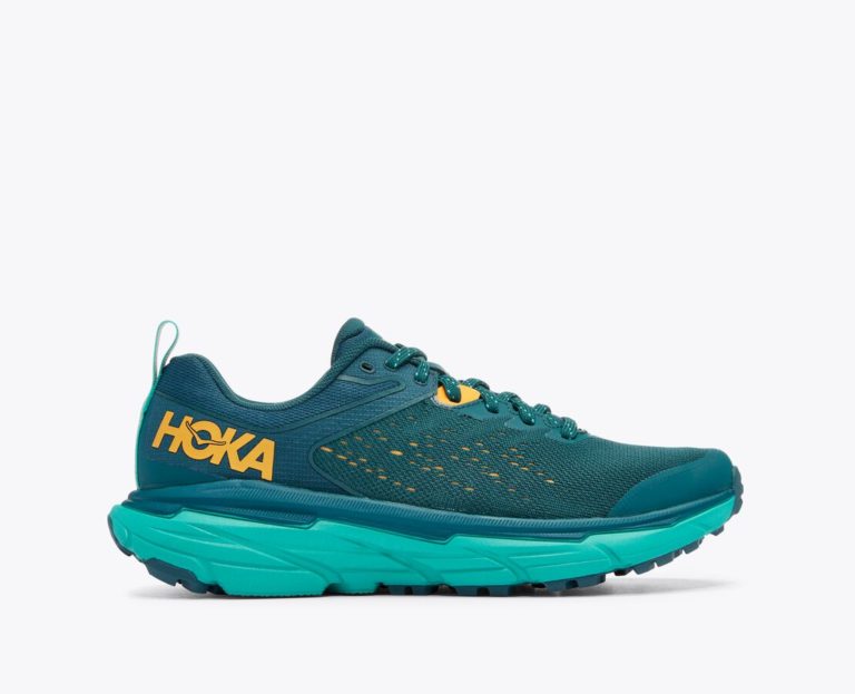 Hoka Challenger Escapade Hong Kong