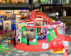 Kiosk Shaping Hearts Singapore