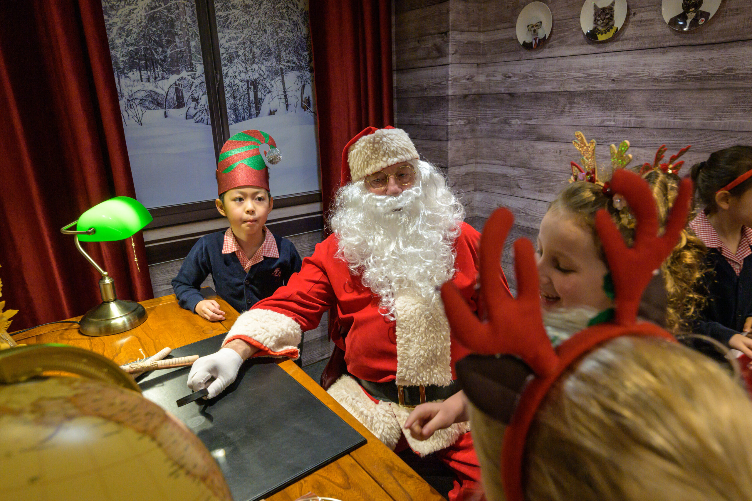 Visit Santa's Grotto At Murray Hong Kong