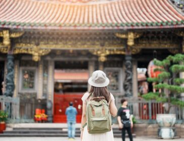 Image of Taipei with family