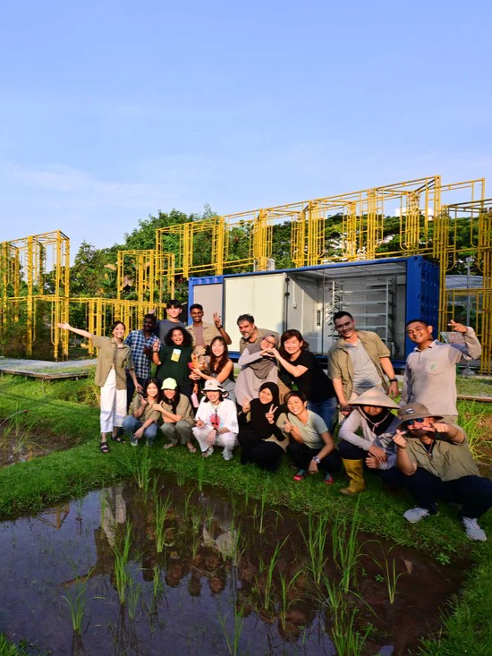 Top-Farms-In-Singapore-City Sprouts