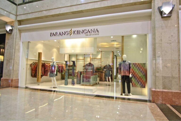 Where to find authentic batik in Jakarta