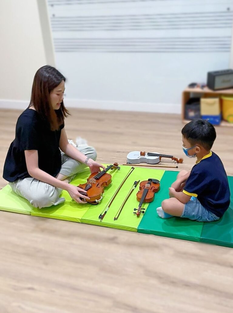 Violin Lessons at Tutti Music Studio Hong Kong
