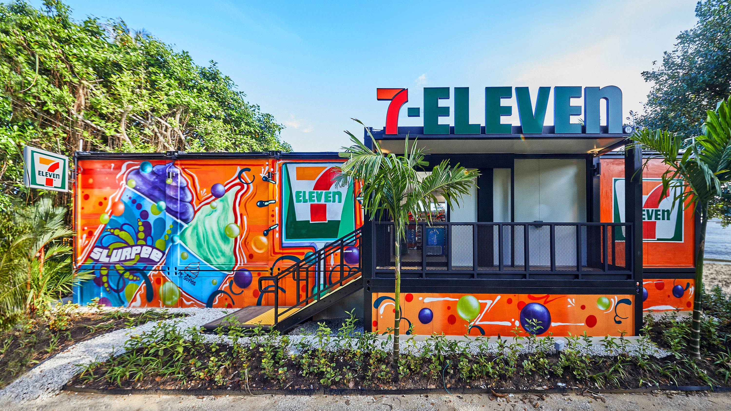 7 Eleven Sentosa