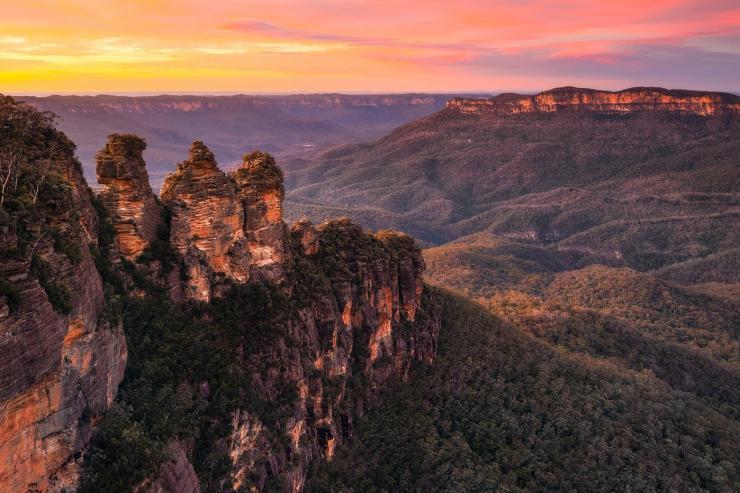 Blue Mountains-Best-Day-Trips-From-Sydney