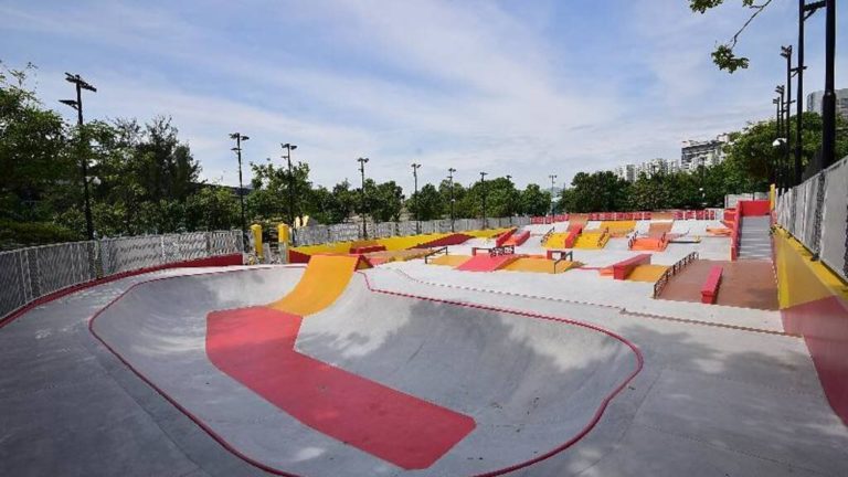Lai Chi Kok skate park Hong Kong