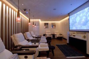 Ten Feet Tall: Foot Massages & More In Hong Kong