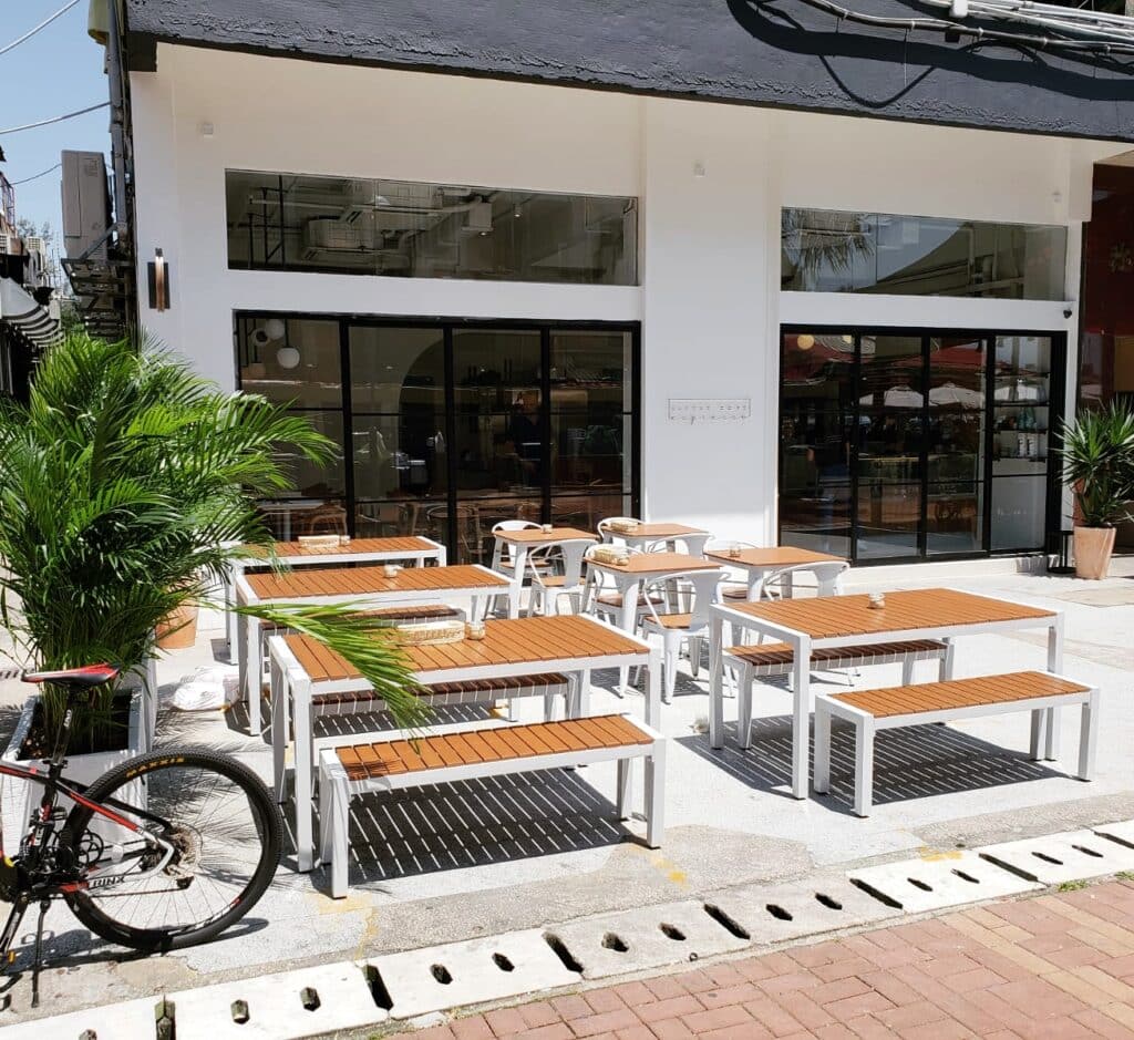 best outdoor restaurants in hong kong