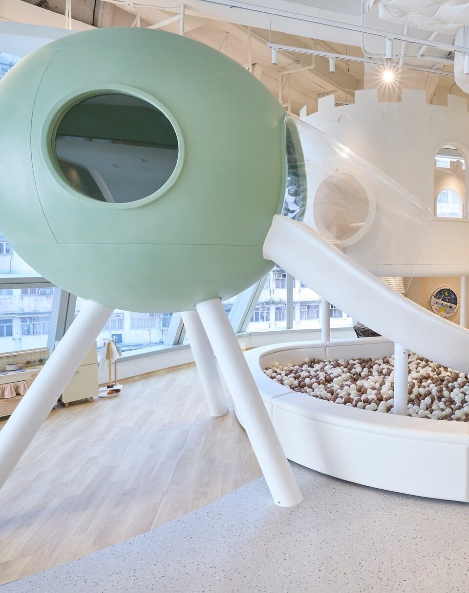 playroom and cafe in hong kong