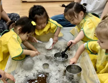 Join Mulberry House’s Messy Play Sessions