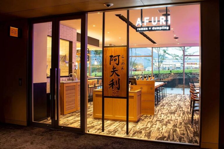 Child-Friendly Cafes In Niseko