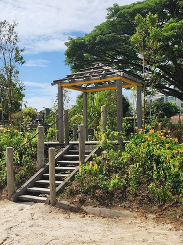 Image of steps - Pasir Ris Playgarden - outdoor playground singapore