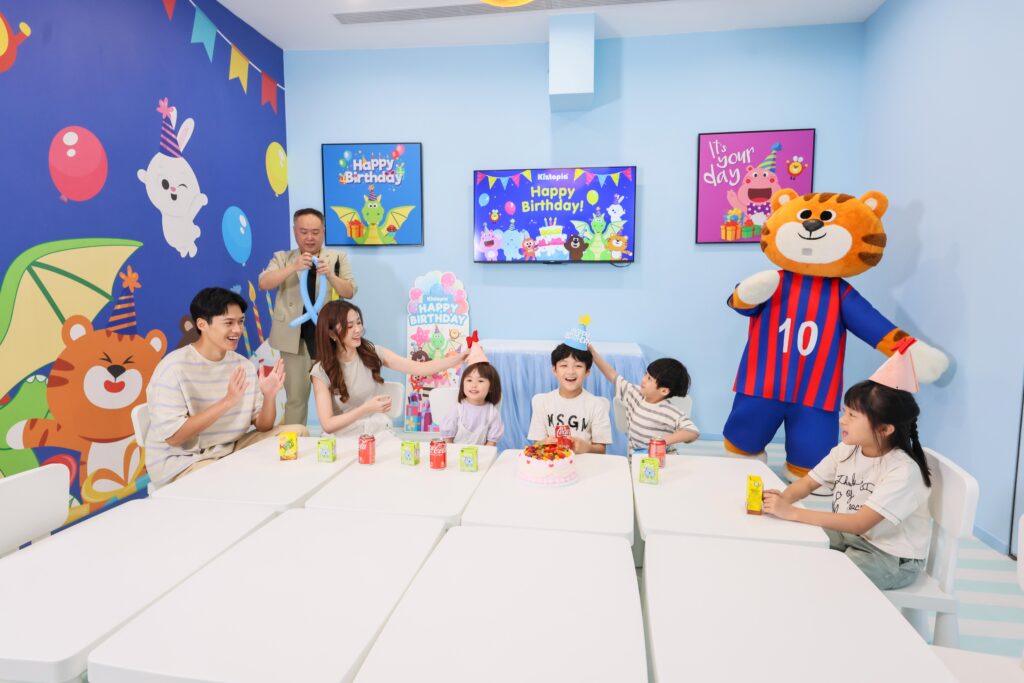 Kiztopia's New Space-Themed Party Venue In Tseung Kwan O