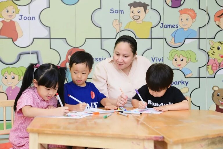 International Camps for Kids in Bangkok