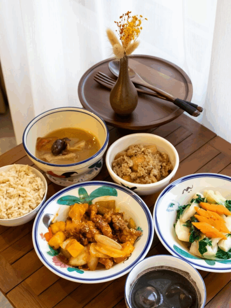 Foodline.sg Tingkat Delivery Meals Singapore