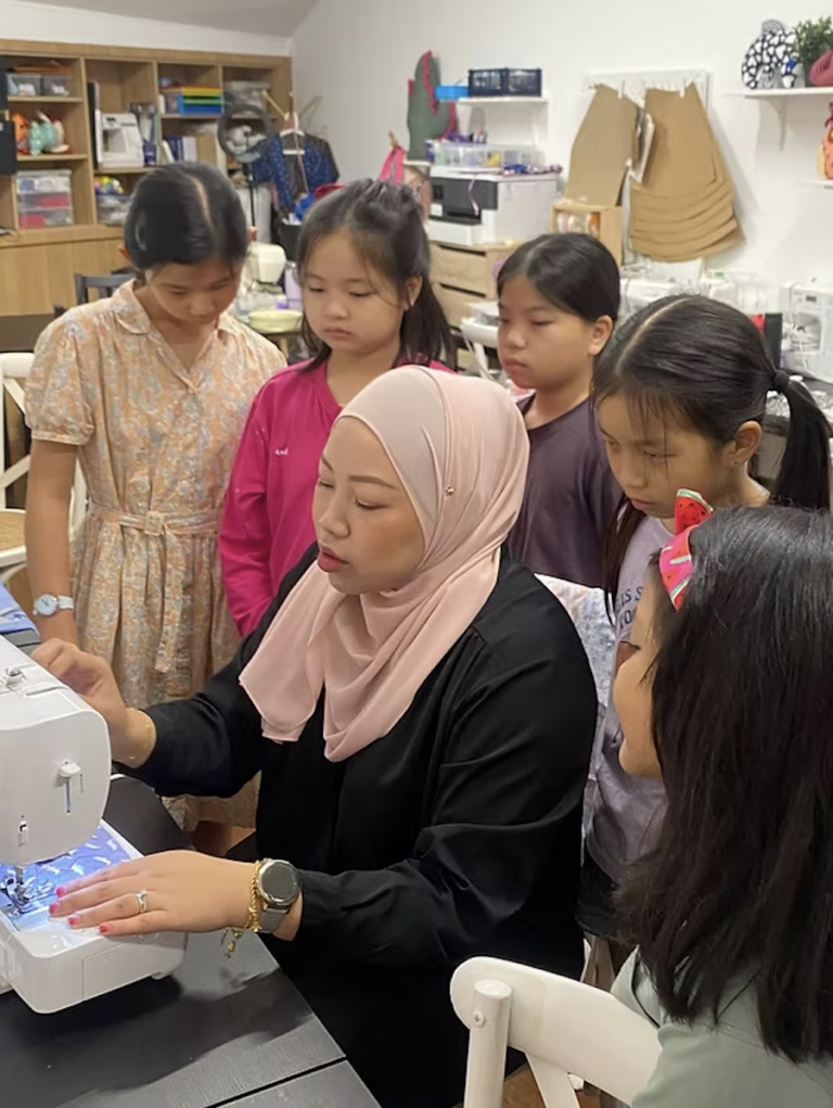 Crafty Whizz Holiday Camps Kuala Lumpur
