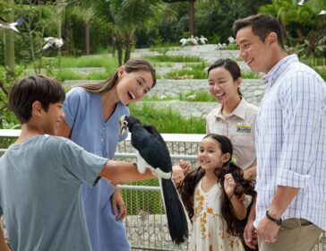 Image of family animal encounter at Bird Paradise Singapore
