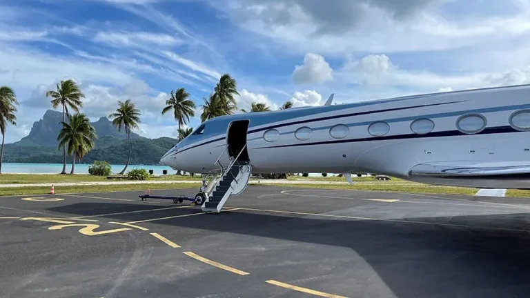 Prime Jet Singapore A Guide On How To Rent A Private Jet In Asia Little Steps Asia