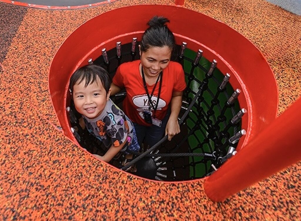 VivoCity-Play-Court-SkyPark-Singapore