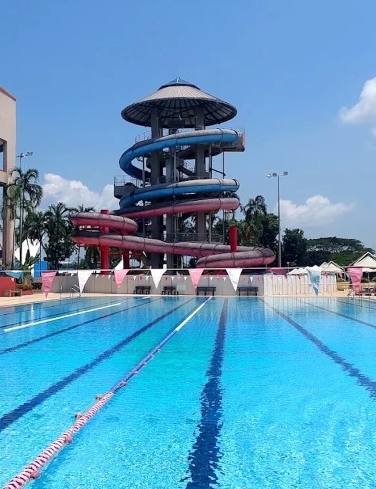 Jurong East Swimming Complex Singapore