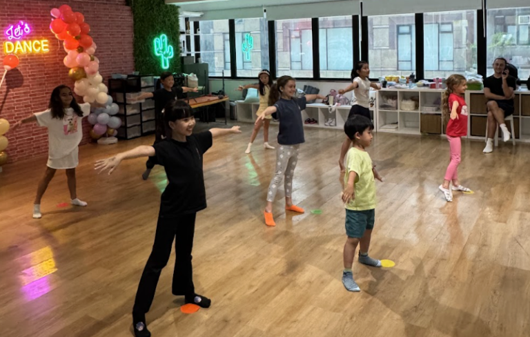 Dance Move Monkeys Hong Kong