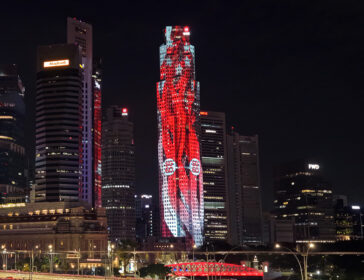 Lights Up! Record‑Breaking SG60 x UOB90 Light Show In Singapore – UOB Plaza 1 Projection Spectacle!