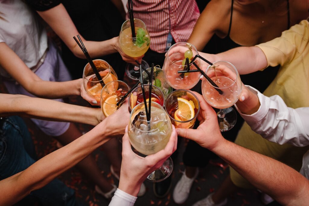 All-Day Free-Flow Drink Deals & Offers In Hong Kong