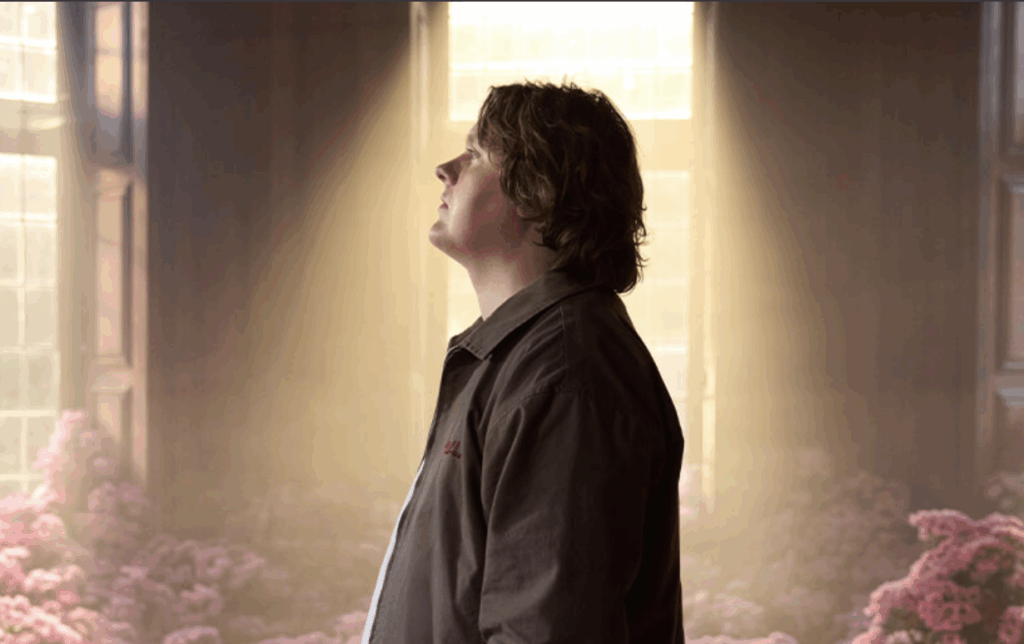 Lewis Capaldi Singapore GP 2025