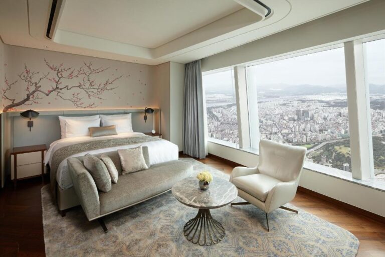 Signiel Seoul Best Hotels For A Girls' Trip To Seoul Little Steps Asia