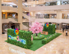 Takashi Murakami’s “Field of Flowers” Blooms At Pacific Place