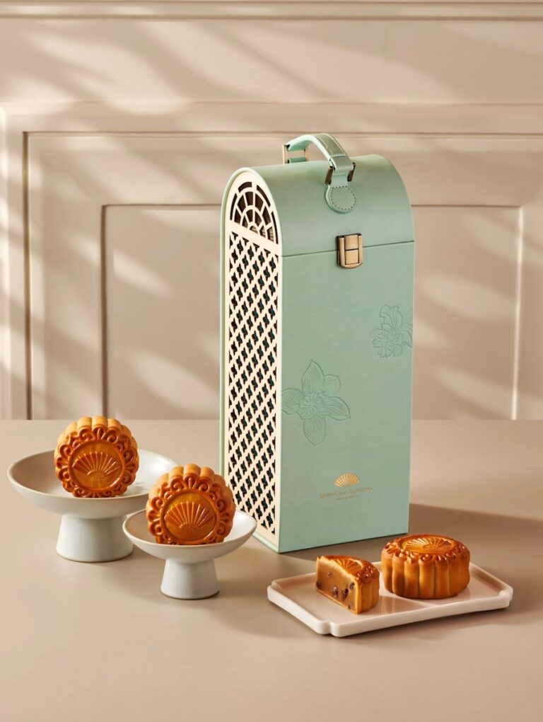 Mandarin Oriental Singapore Mooncakes 2025