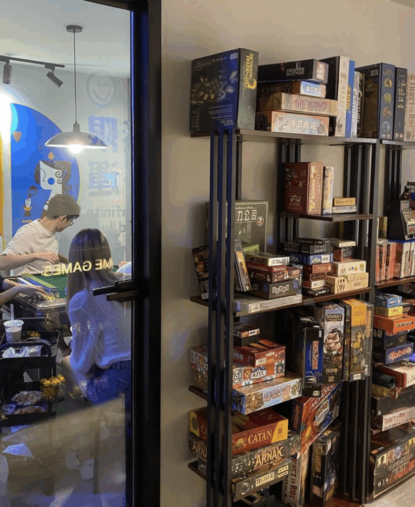 Me Cafe & Games Singapore