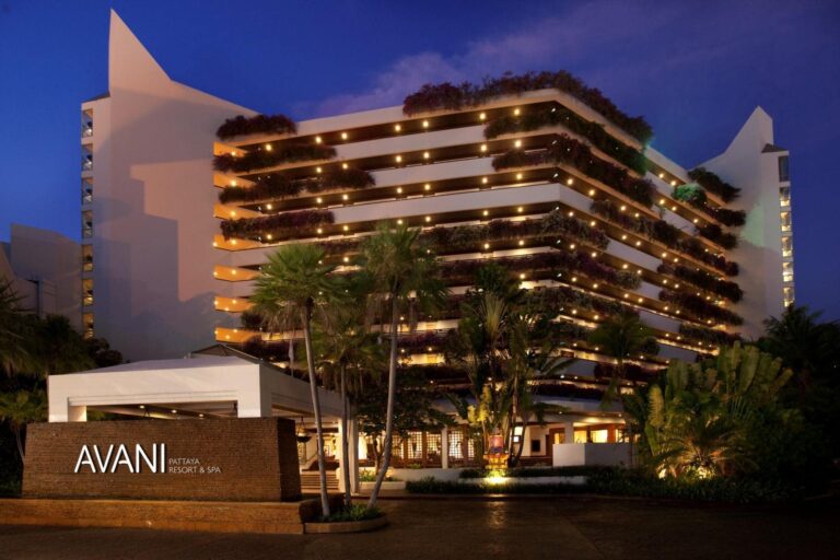 Pattaya Family-Friendly Beachfront Hotels