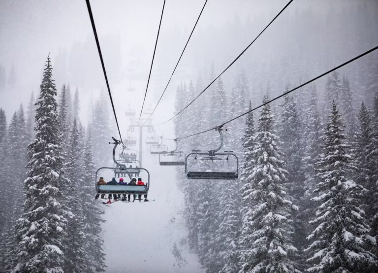 Vail, Colorado, USA The Ultimate Global Destinations That Offer Christmas Skiing Little Steps Asia