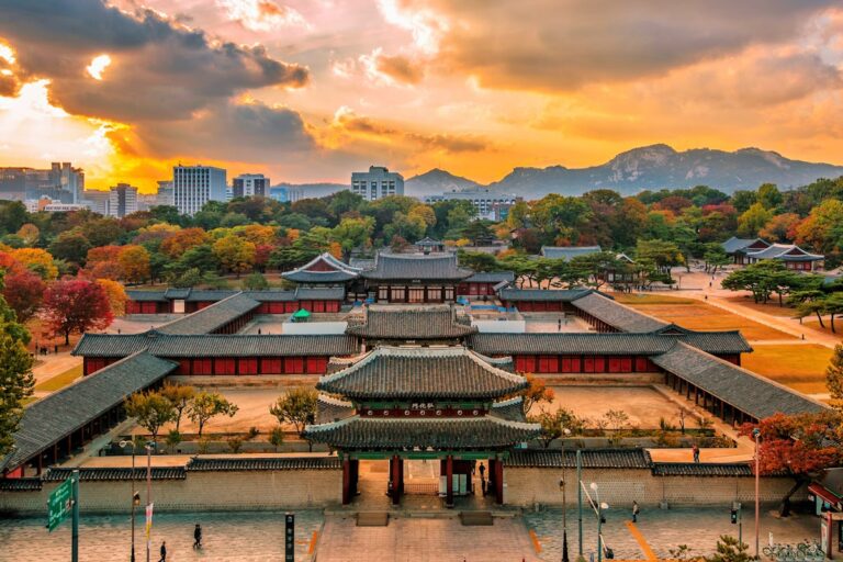 Seoul, Korea The Ultimate Guide To The Best Cities In Asia To Visit And City Itineraries Little Steps Asia