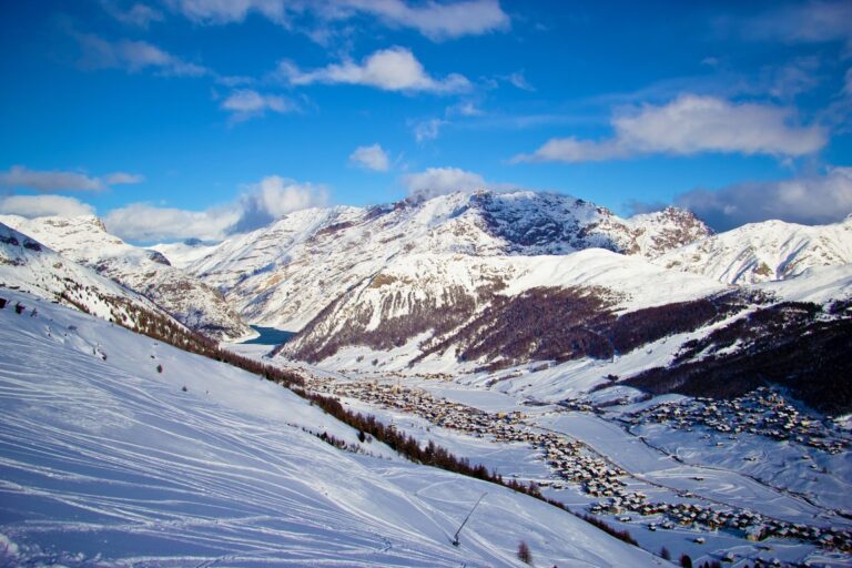 Livigno The Ultimate Guide To Skiing In Italy With Your Family Little Steps Asia