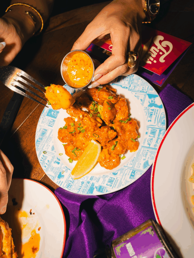 Finis Chicken Wings HK