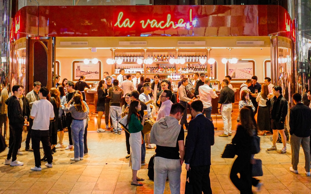 la vache! exchange square ifc