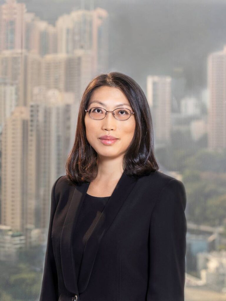 Lisa Wong family lawyer professional portrait headshot