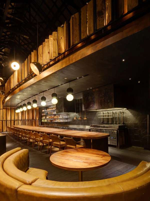 burnt ends main restaurant image little steps