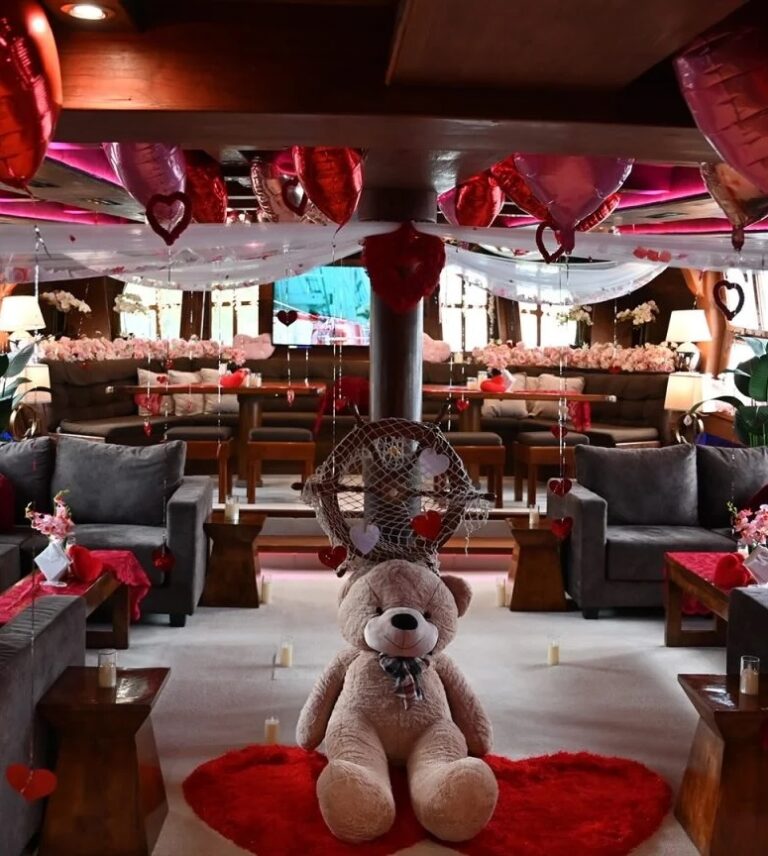 Royal Albatross Valentine's Day 2026 Singapore