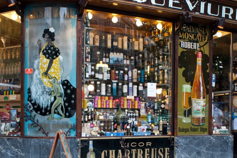 Queviures Múrria A Tour of the Best Supermarkets and High-End Food Halls Worldwide Little Steps Asia