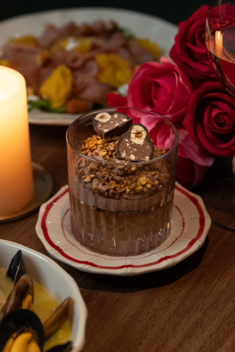 best valentine's day dinners hong kong 2026