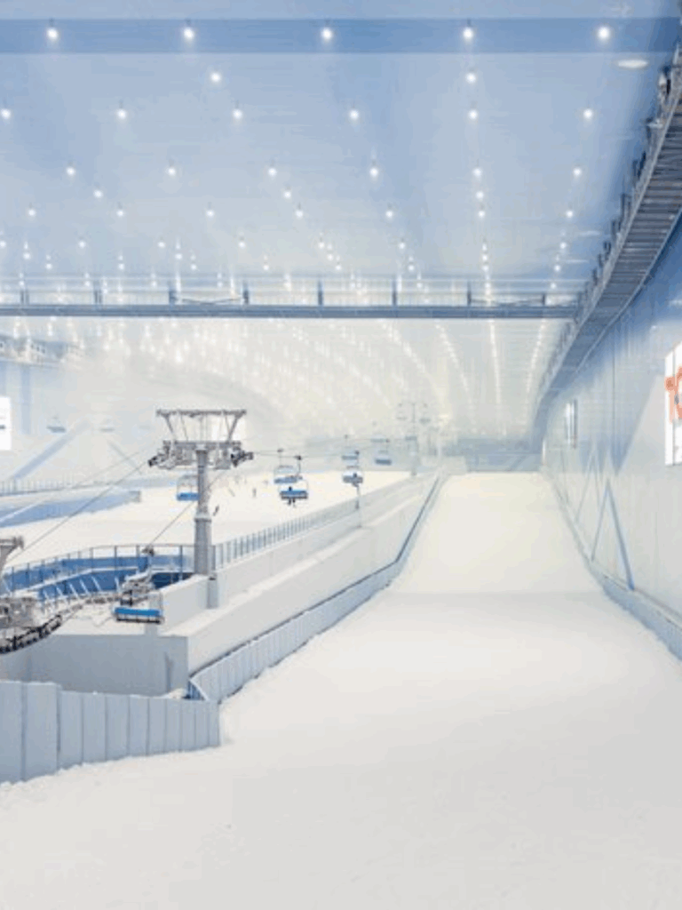 Huafa Snow World Indoor Skiing HK