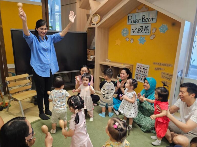 Parents and toddlers at Malvern Playgroup Hong Kong
