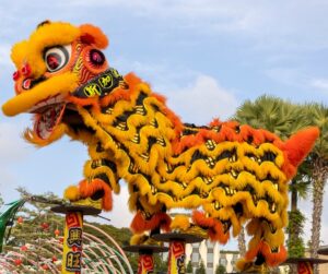 Where To Watch Lion Dance In Singapore 2026: Family-Friendly Chinese New Year Performances, Dates & Locations Guide