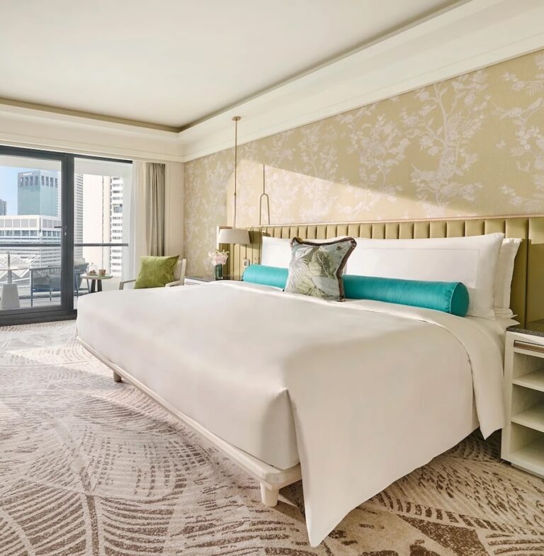 Mandarin Oriental Hotel Singapore Easter 2026 Staycations