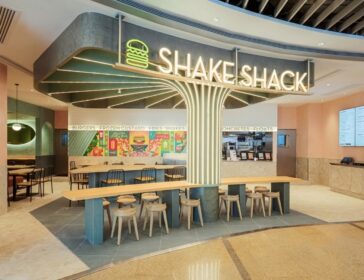 Shake Shack Now Open At The Peak!