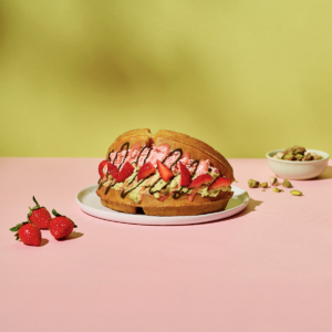 What You Need to Order at OOOO Waffle, Hong Kong